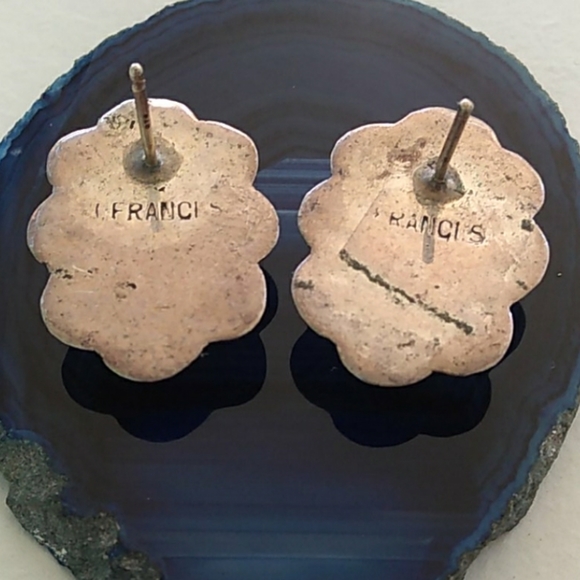 Native American Natural Turquoise Inlay Hand Stamped Scalloped Sterling Silver - Picture 16 of 16